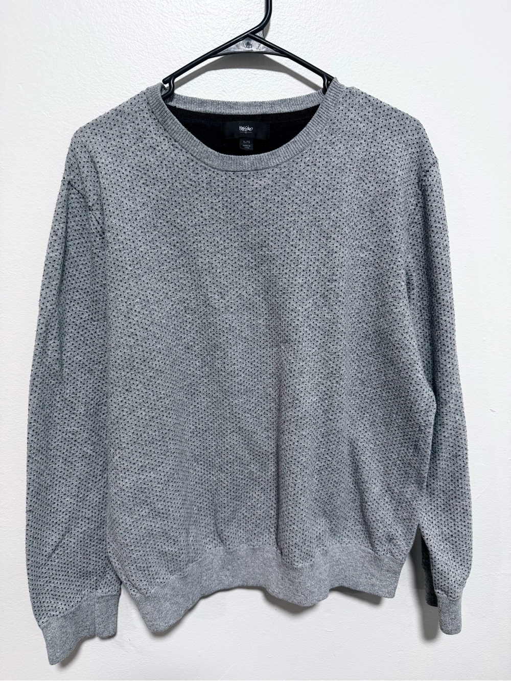 Mossimo Supply Co. Gray Textured Crewneck Sweater